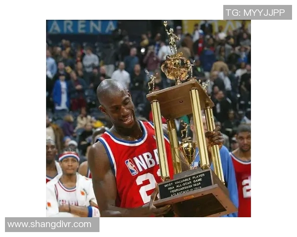 篮球全明星盛典精彩瞬间回顾与球星风采展示的完美结合