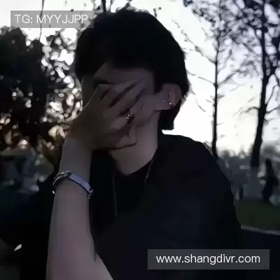 钱奔洋